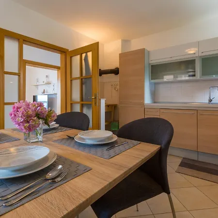 Amila Apartmán