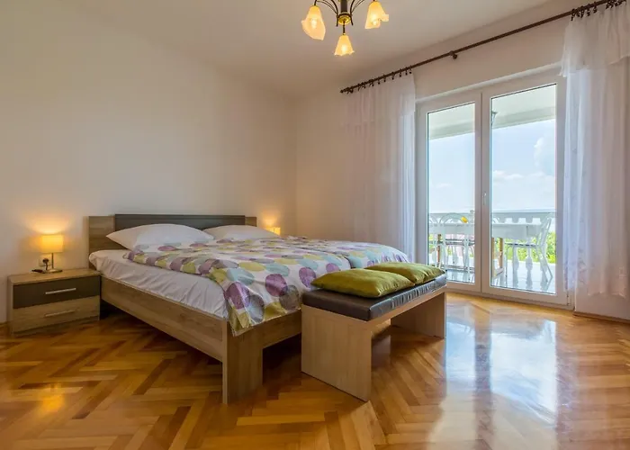 Amila Διαμέρισμα Crikvenica