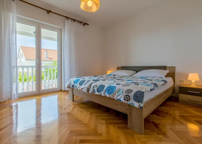 Διαμέρισμα Amila *